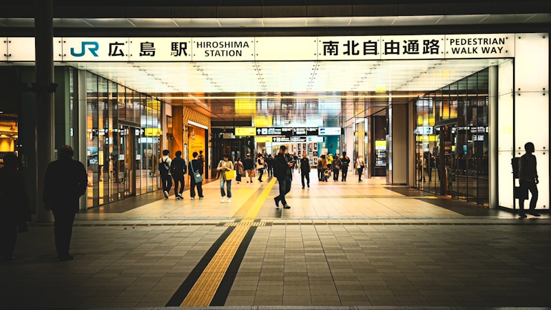 新幹線デッキで立ち乗りはできる？ルール・快適さ・座れないときの対処法をやさしく解説